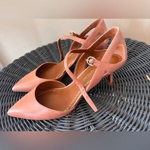 Enzo Angiolini Women's Galan Dress Pump Size 7